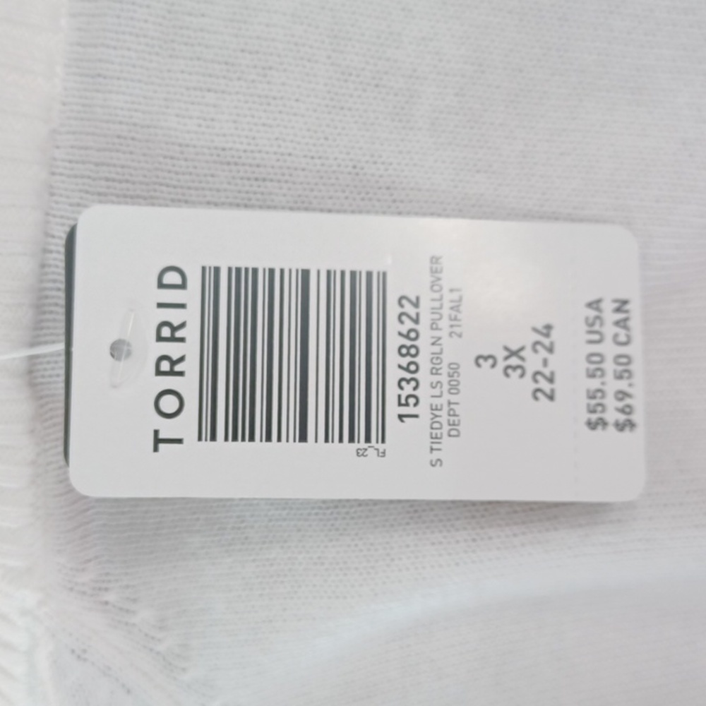 Torrid Tie Dye Raglan Pullover NWT - Picture 4 of 6